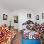 Bella Vista *