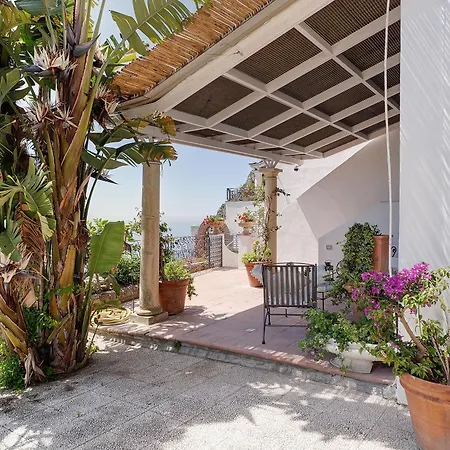 Bella Vista Villa