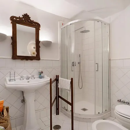 Bella Vista Capri